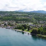 Alojamento de Acomodação e Pequeno-almoço Entre Alpes Et Leman