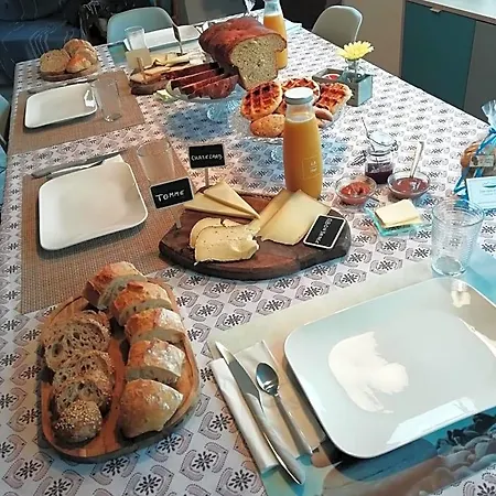 Entre Alpes Et Leman Frühstückspension *